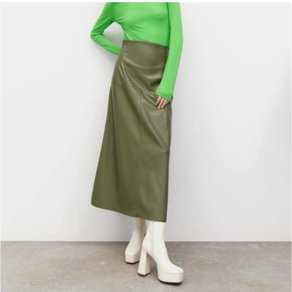 Zara Green Faux Leather Skirt